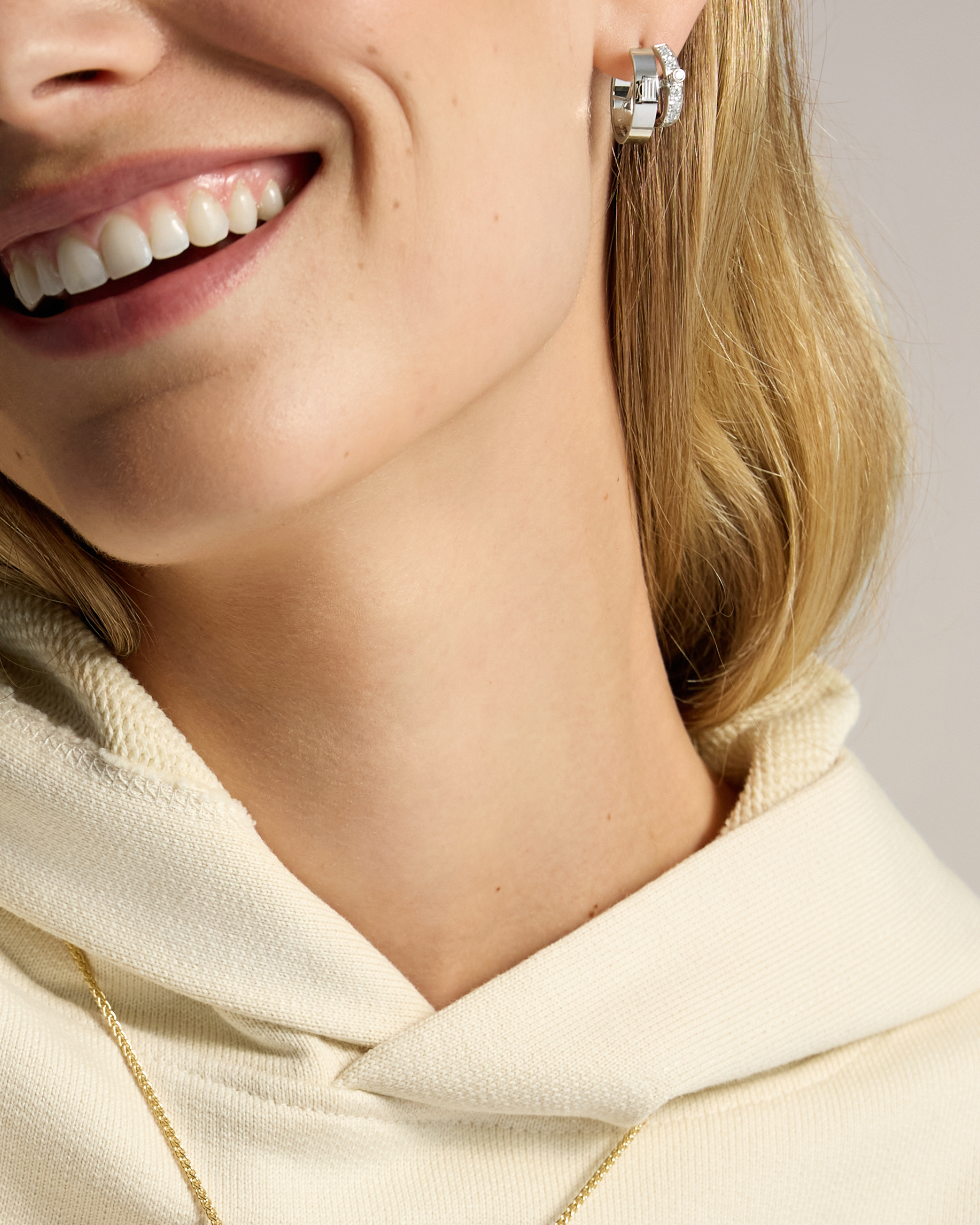 Dinner Date Mood Hoops in White Gold