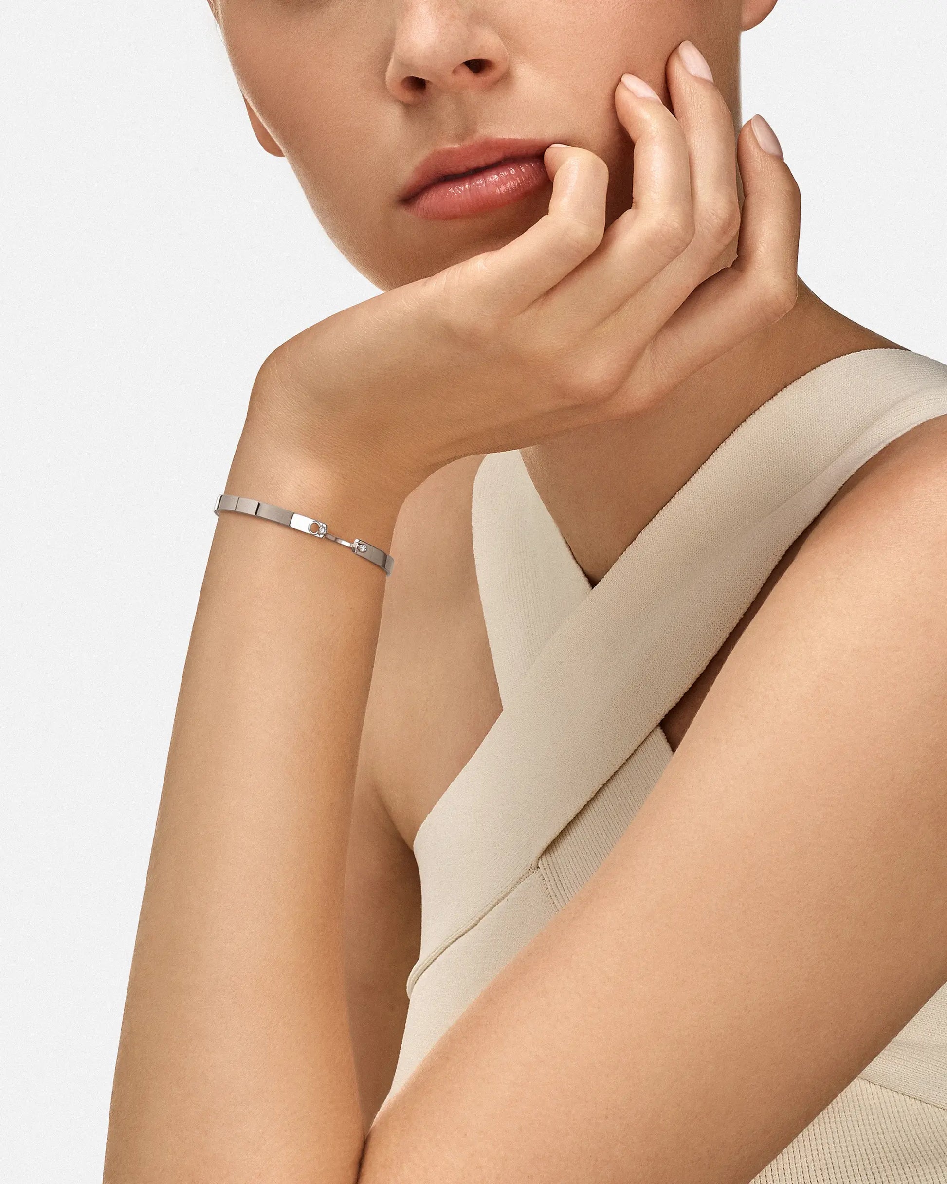 Monday Morning Mood Bangle in White Gold