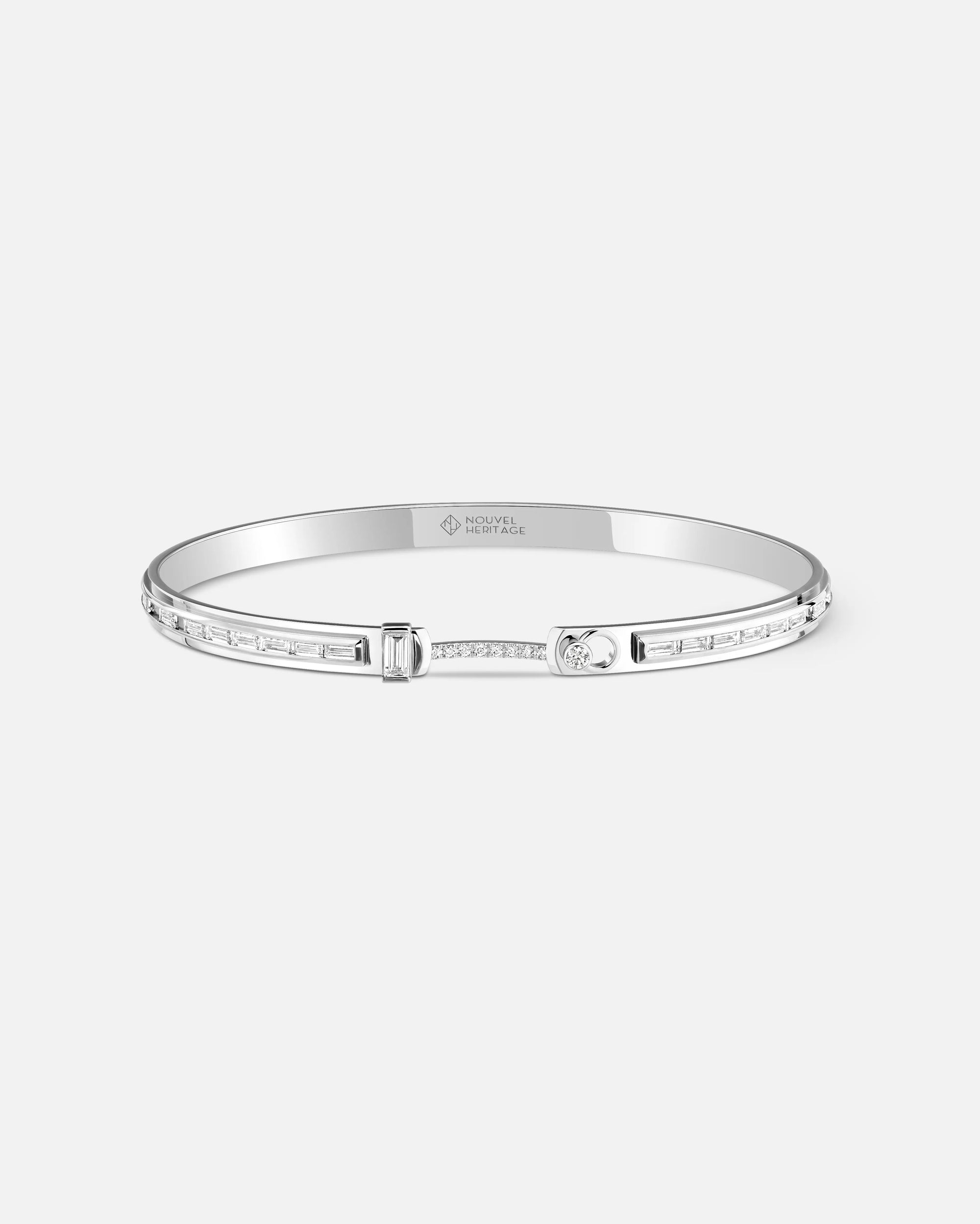 My Best Friend's Wedding Mood Bangle in White Gold