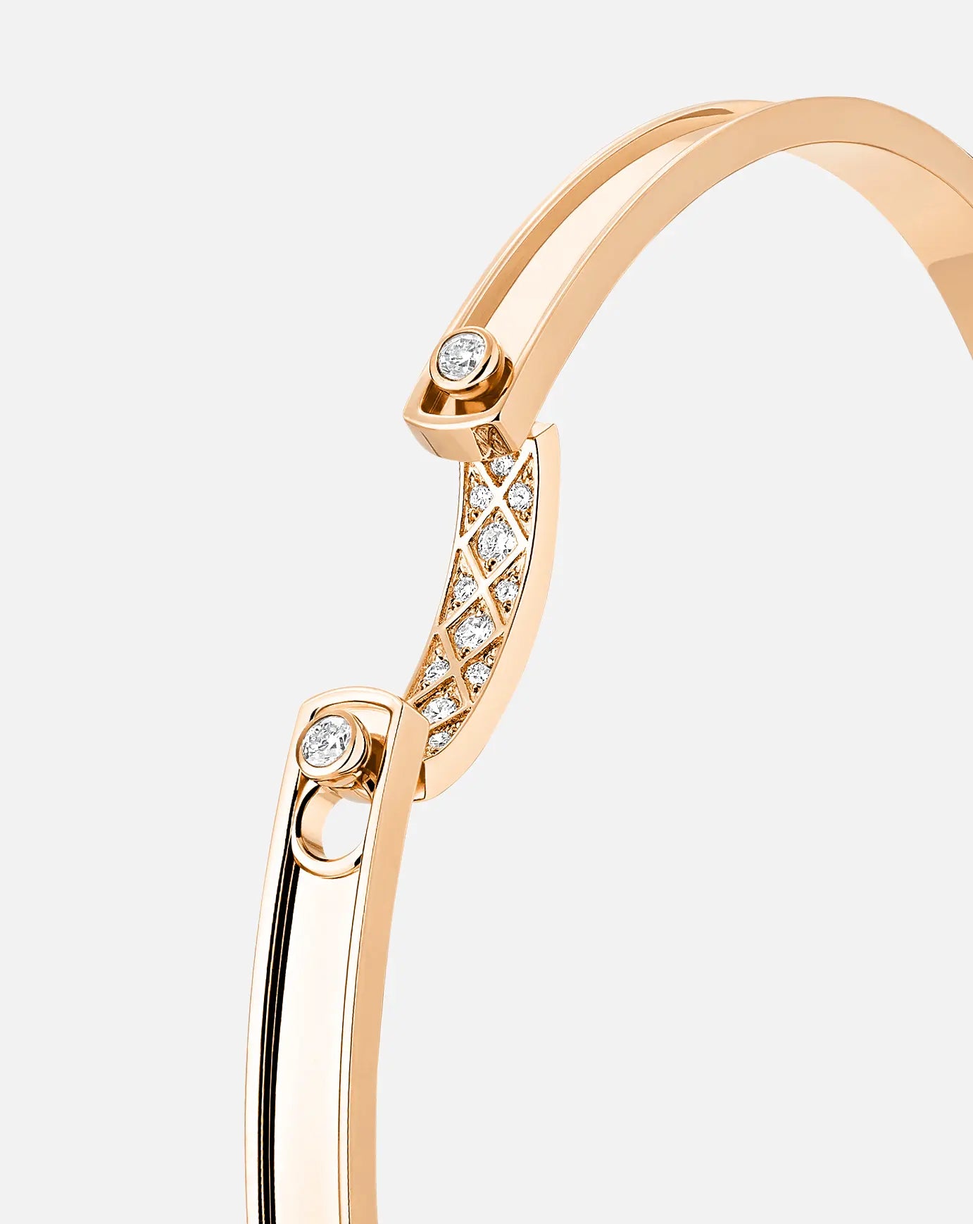 Nouvel Heritage 18kt yellow gold Picnic in Paris Mood diamond bangle