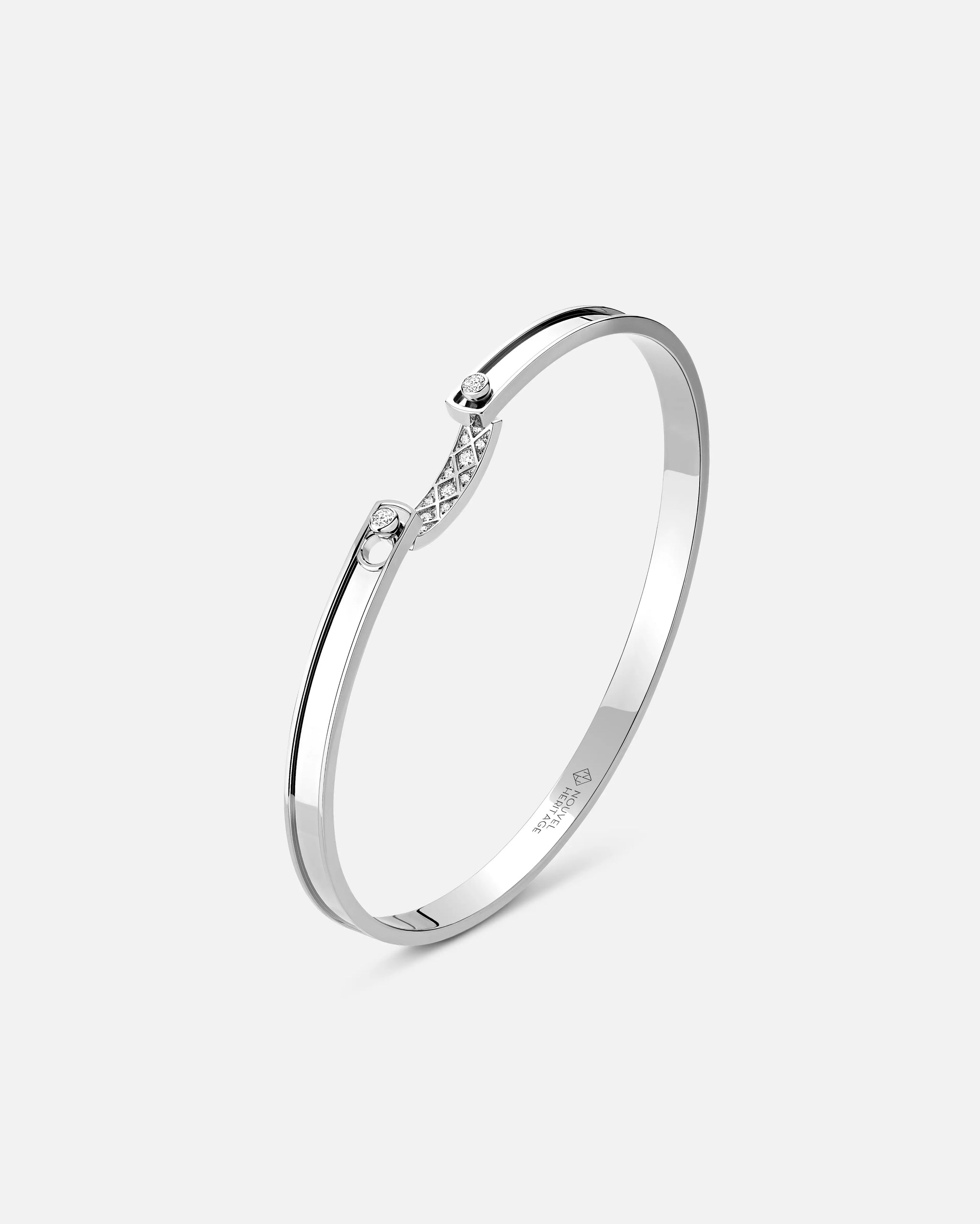 Parisian Stroll Mood Bangle in White Gold - 1 - Nouvel Heritage