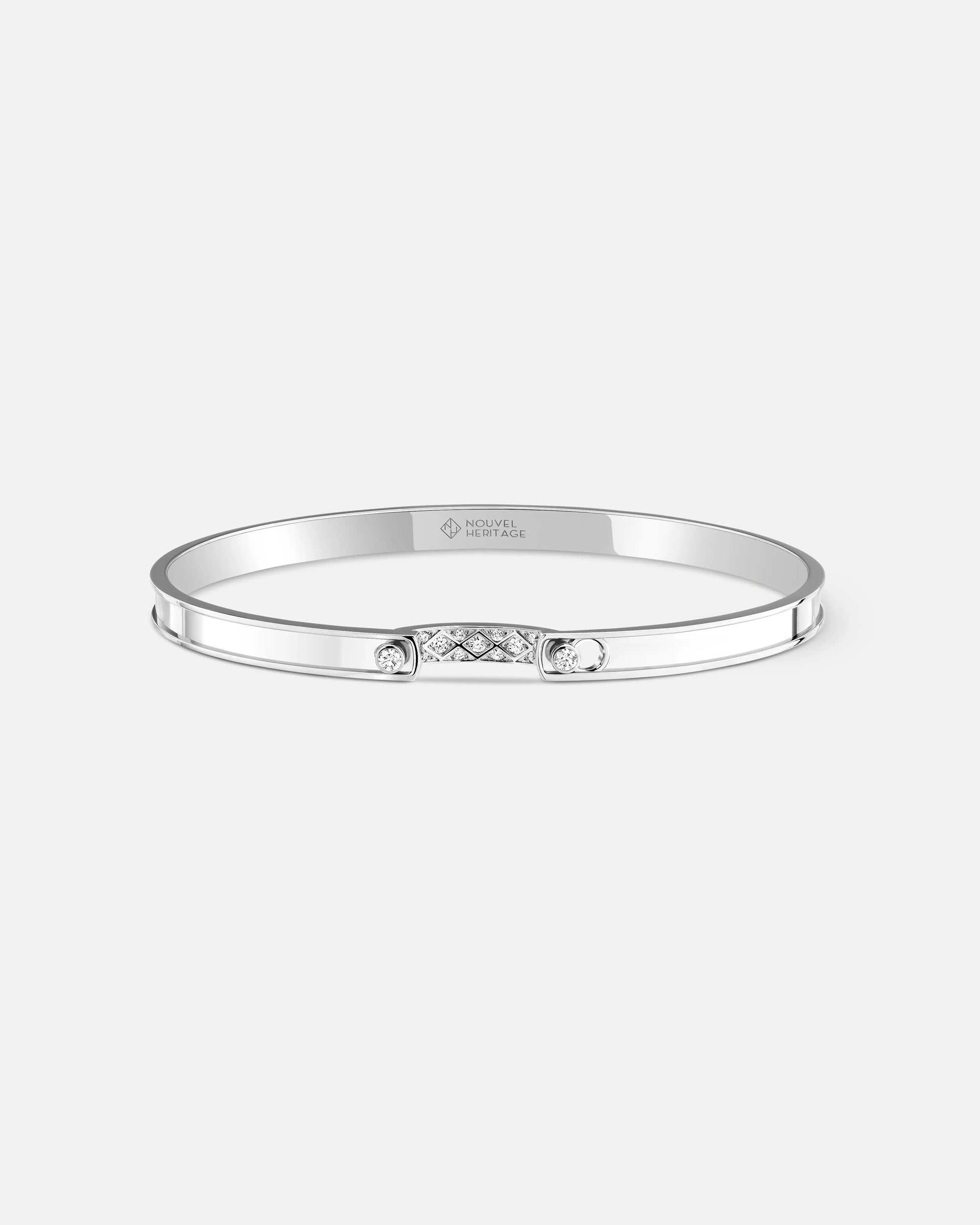 Parisian Stroll Mood Bangle in White Gold
