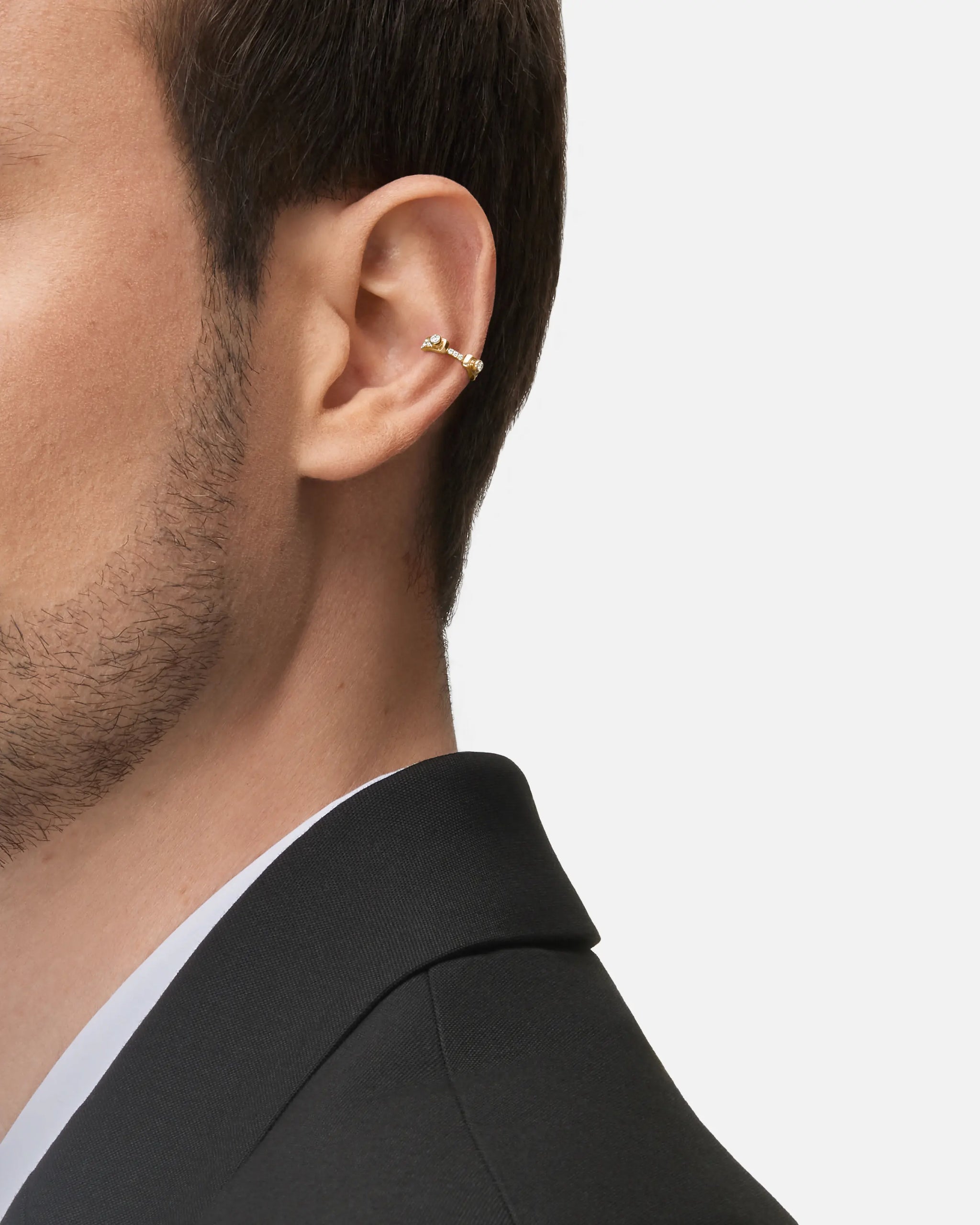 files/Mood_Ear-Cuff_Eternity-Tuxedo_YG_Model_NH51037_2_ce84ee27-cf8c-4bcf-a9c9-866918406a8b.webp - Nouvel Heritage