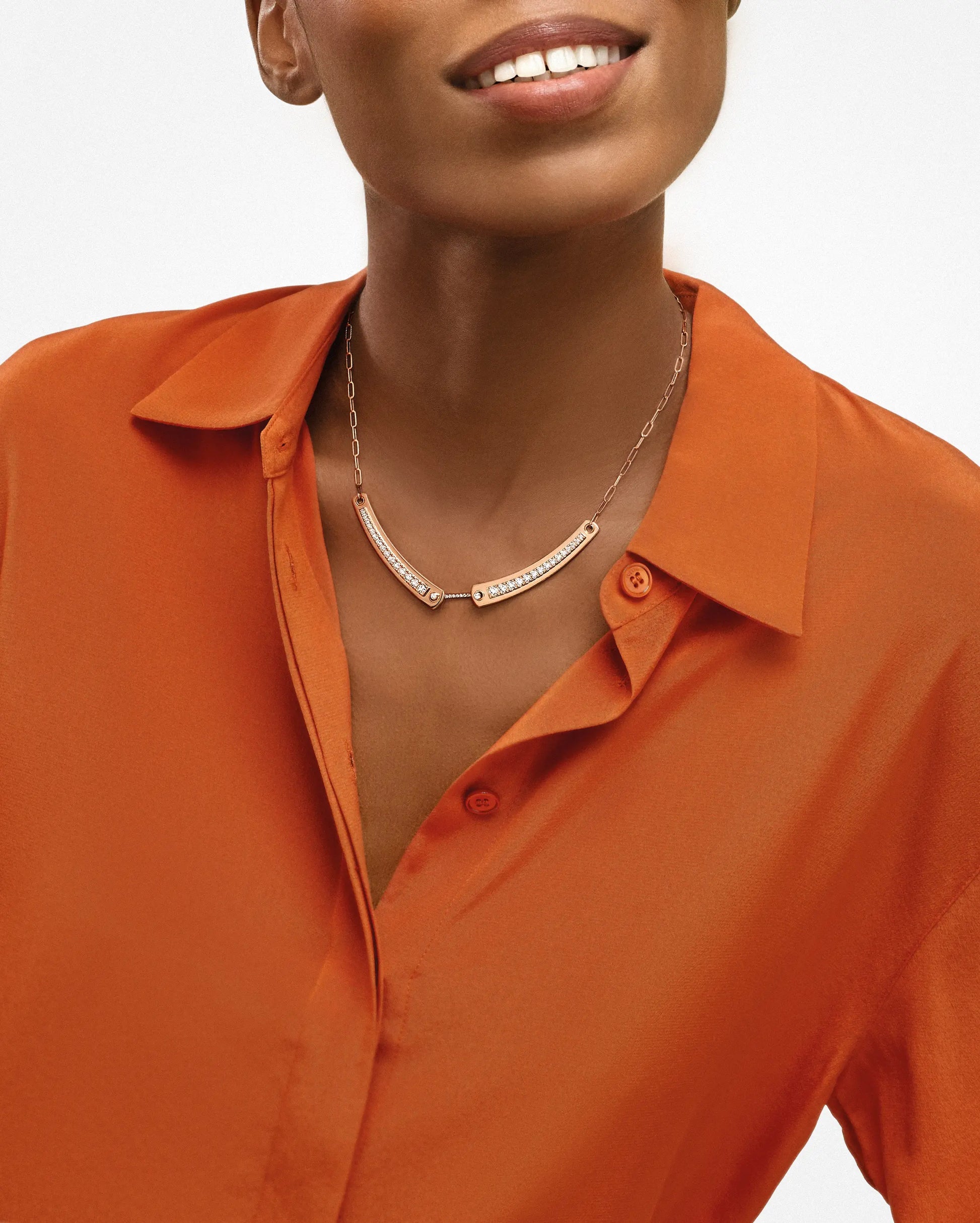 Tuxedo Mood Necklace in Rose Gold