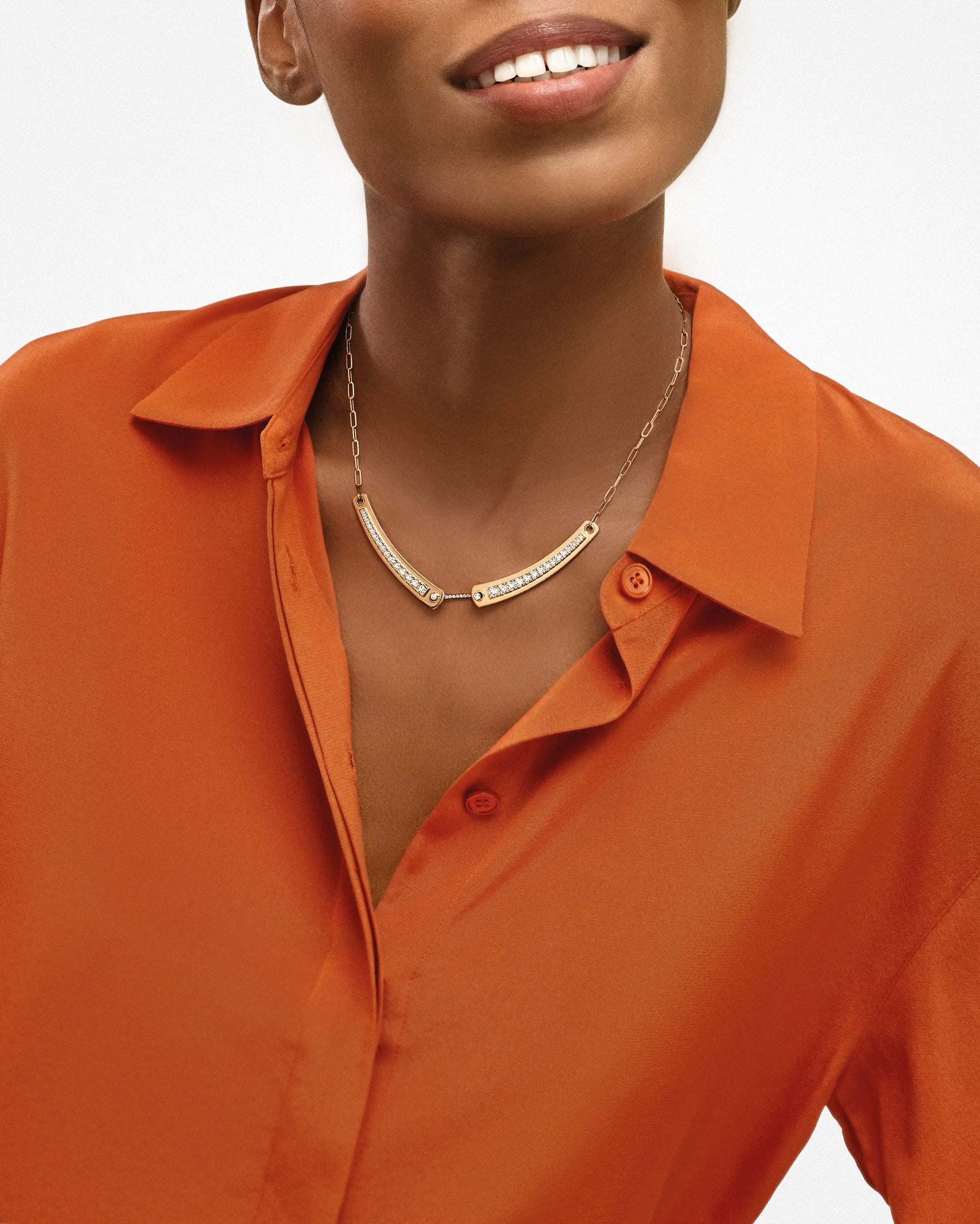Tuxedo Mood Necklace in Yellow Gold
