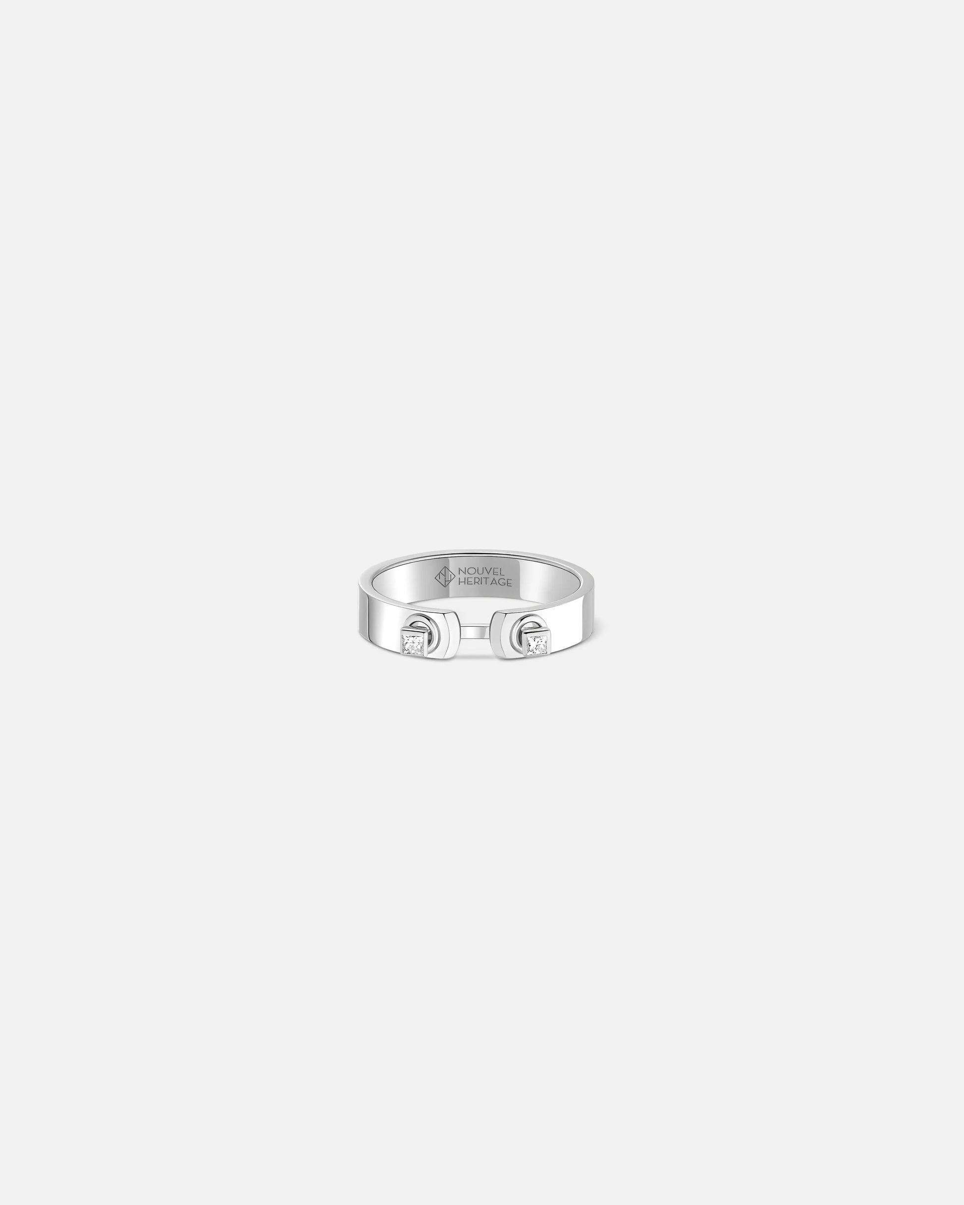 Dinner Date Mood Ring in White Gold